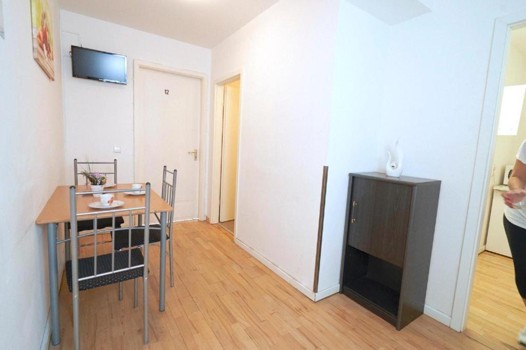 Bnb Potsdamer Platz Rooms & Apartments Berlin Exterior photo